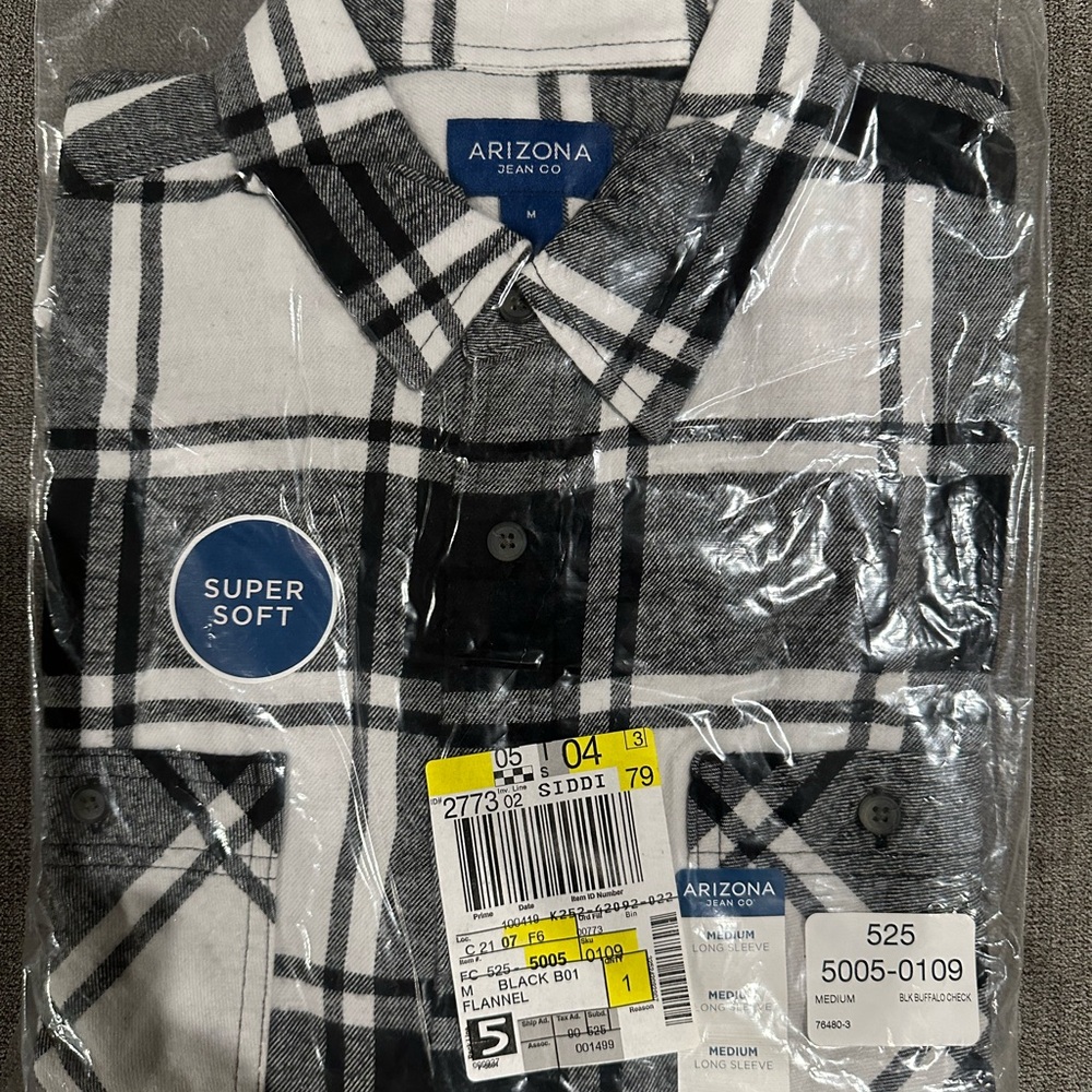 Arizona Jean Company Black and White Checkered Men's Shirt